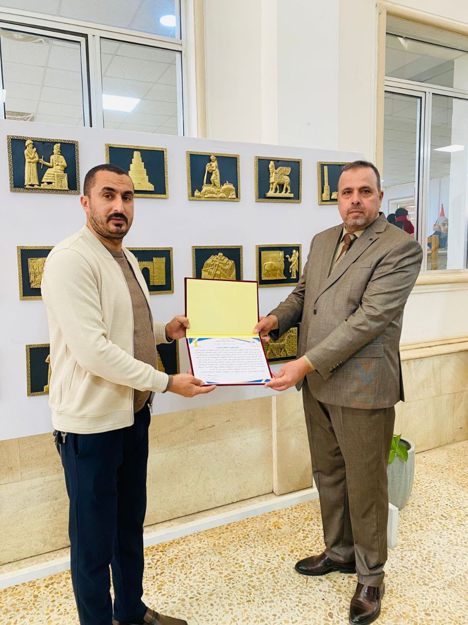 Scientific Visit of the Department of Qur’anic Sciences to the Central Library